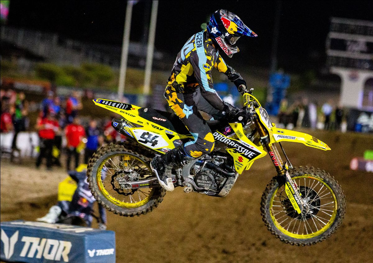 Suzuki Announces 2025 Supercross Team Featuring Ken Roczen