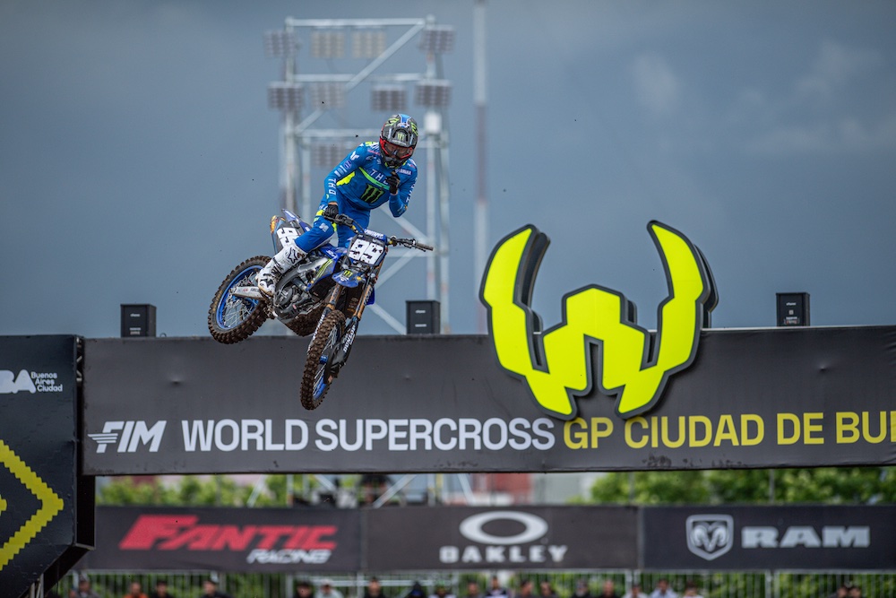 Roczen and Anstie Take Pole Position in Argentina