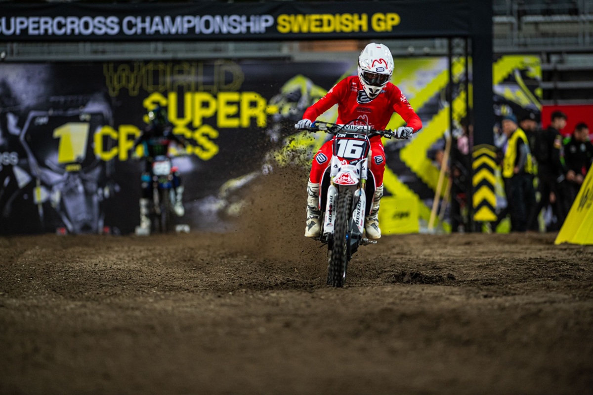Savatgy and Lopes take pole position at WSX Sweden