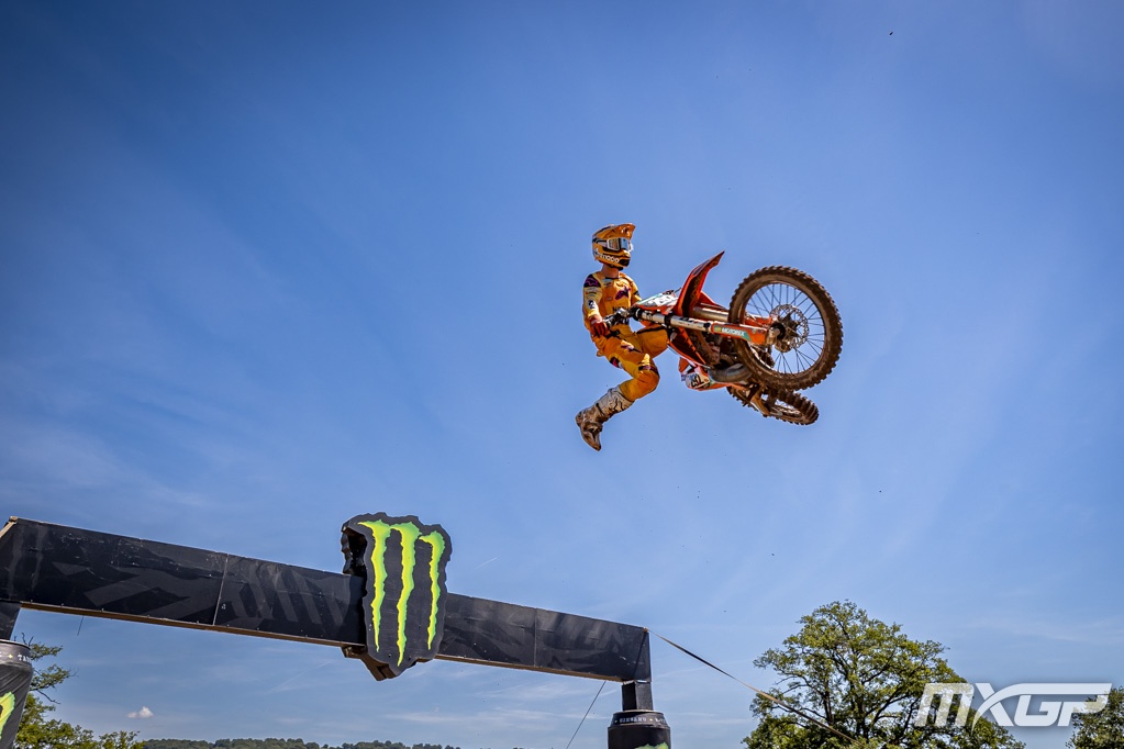 Ricardo Bauer strongest in second EMX125 race, also takes overall victory