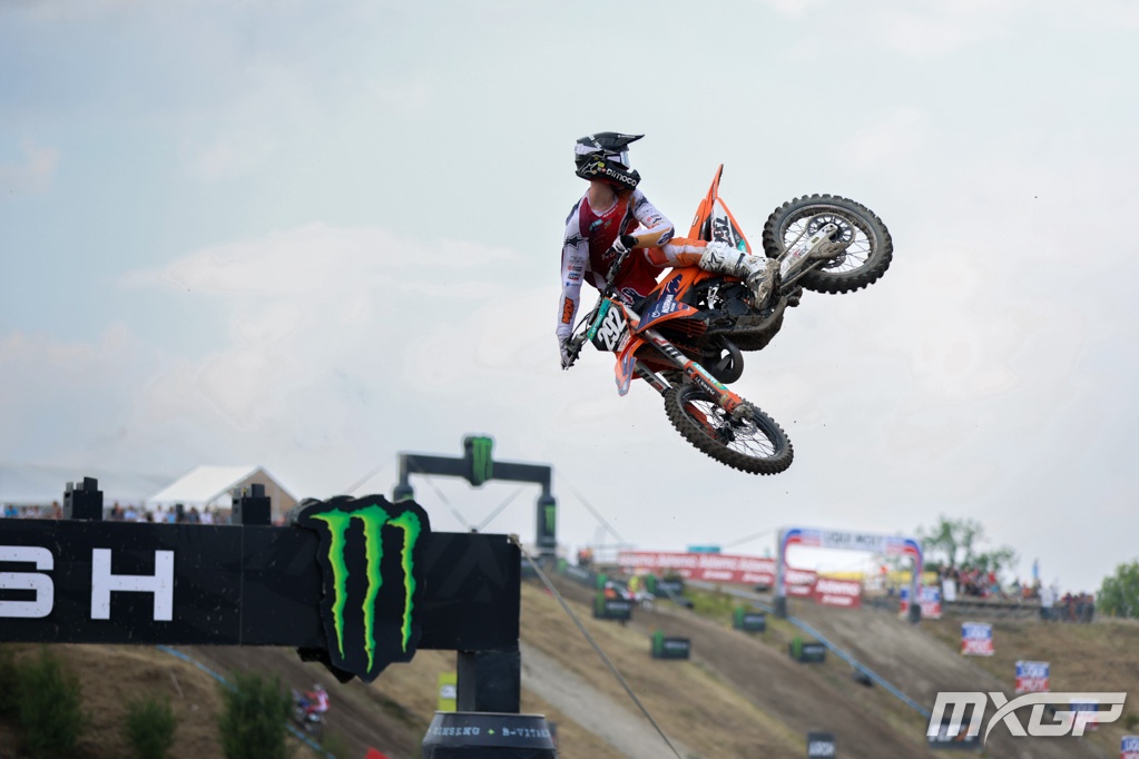 Ricardo Bauer Wins Thrilling Second EMX125 Moto