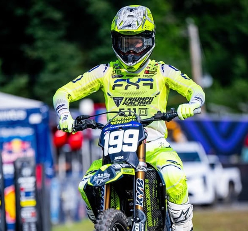 Deacon Denno Breaks Collarbone During Southwick National