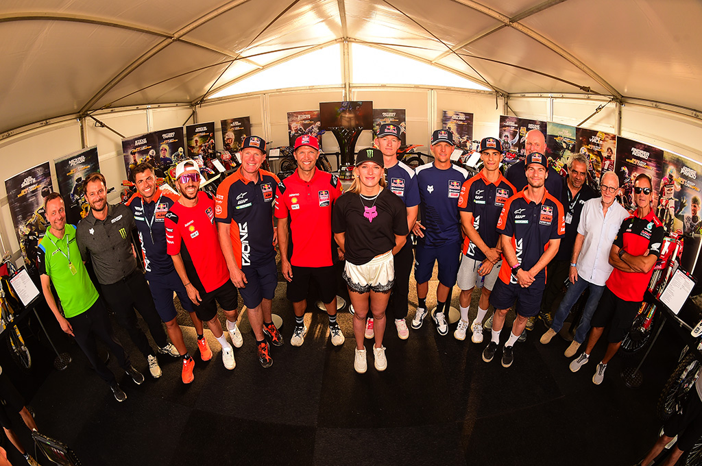 MXGP LAUNCHES 30 YEARS CELEBRATION WITH UNVEILING OF WORLD CHAMPIONSHIP BIKE COLLECTION IN LOMMEL