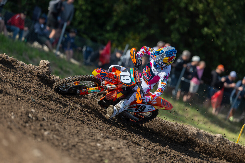 Sacha Coenen Wins the First Moto in Uddevalla