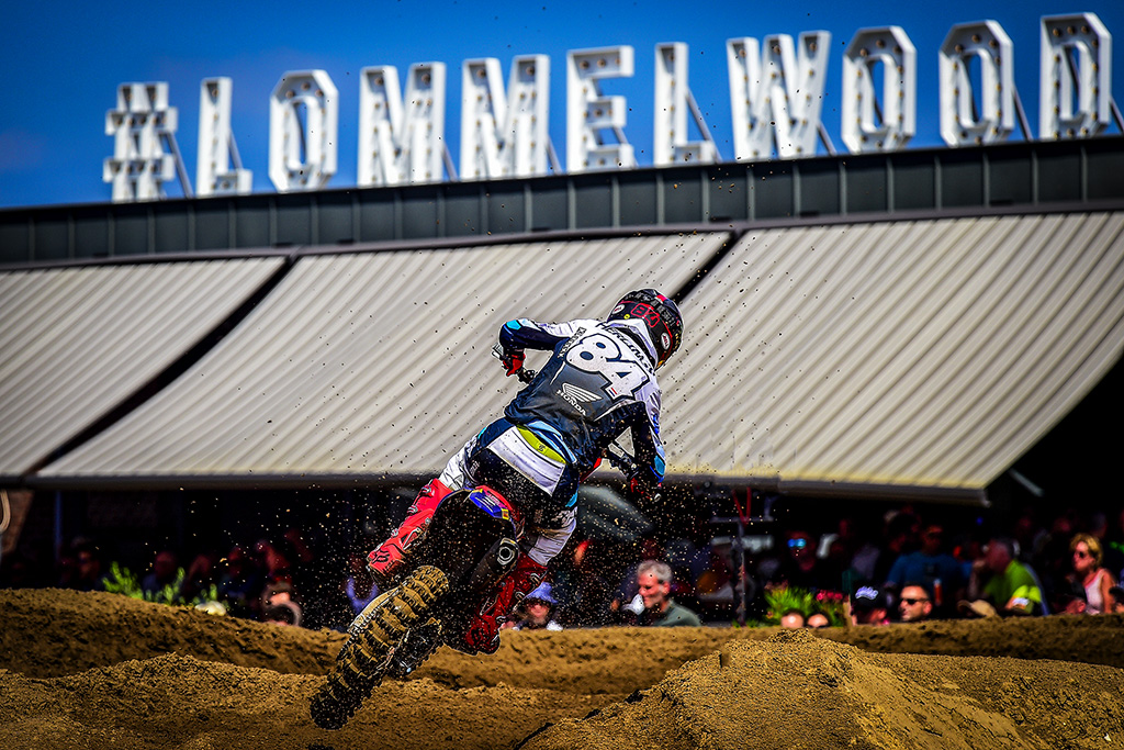 HERLINGS AND MC LELLAN CELEBRATE PERFECT WEEKENDS AT THE MXGP OF FLANDERS!