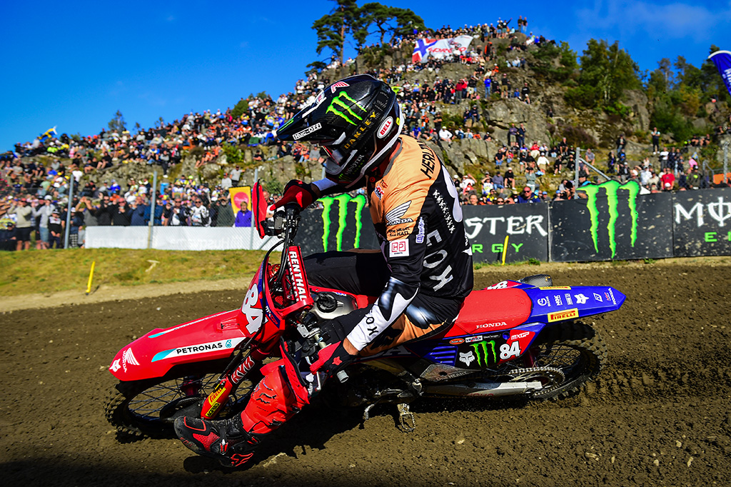 HERLINGS & LÄNGENFELDER ROCK TO QUALIFYING WINS AT THE MXGP OF SWEDEN!
