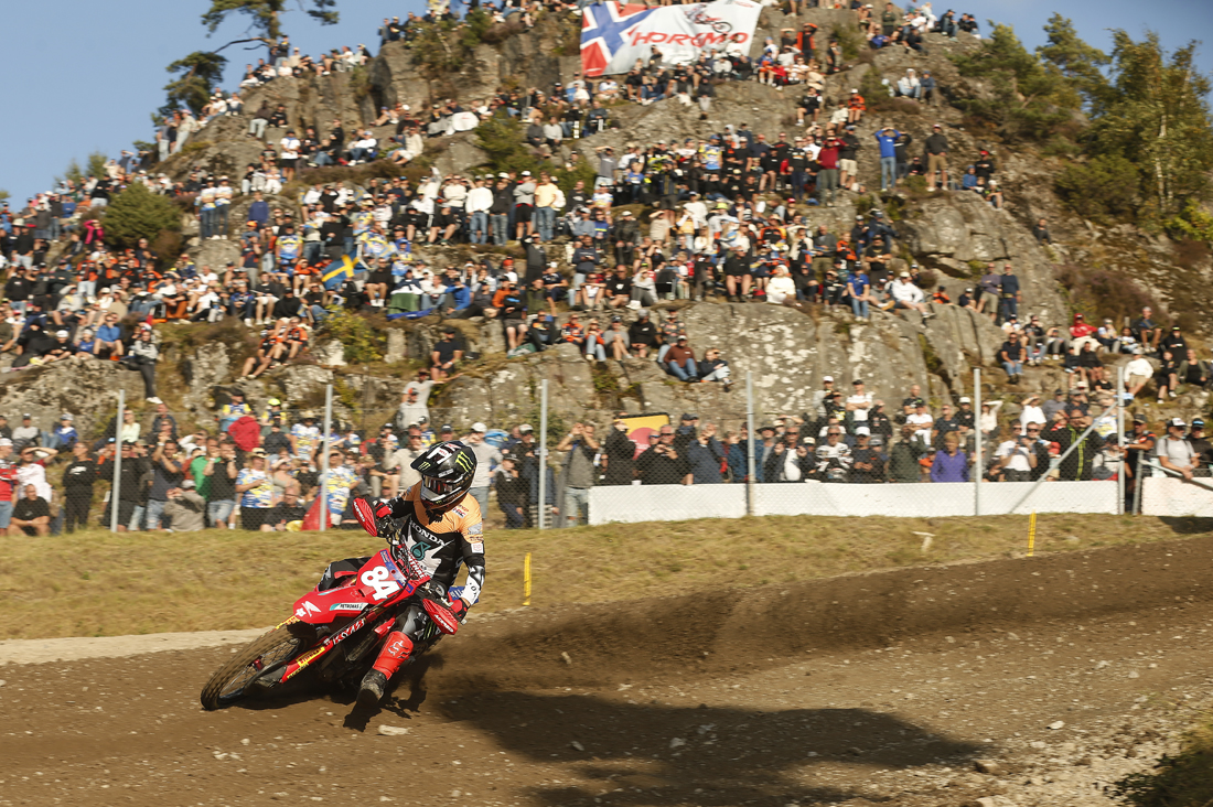 Jeffrey Herlings Wins the First MXGP Moto in Sweden