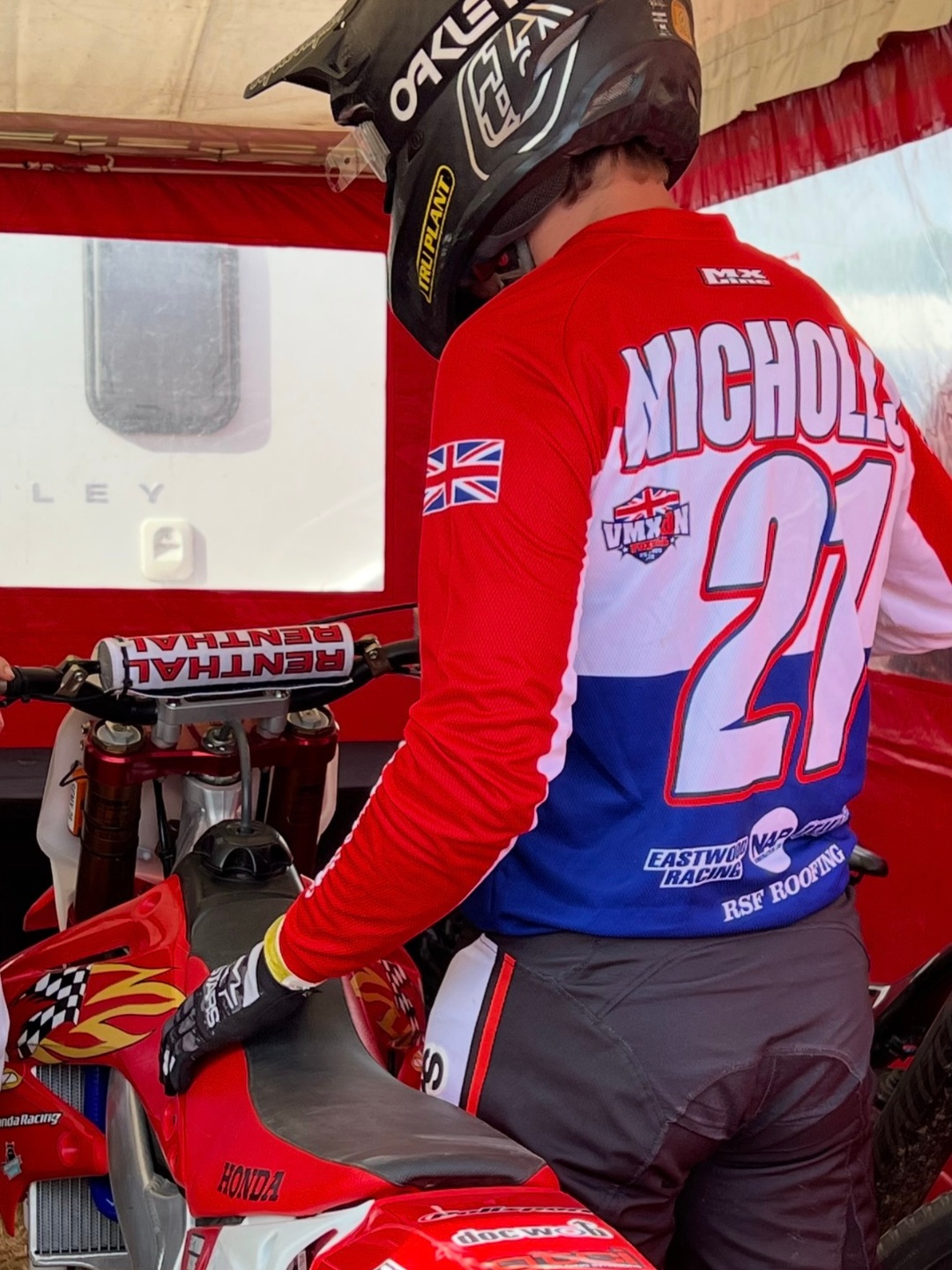 Jake Nicholls has secured a place in the Wright Engineering race at the last minute.