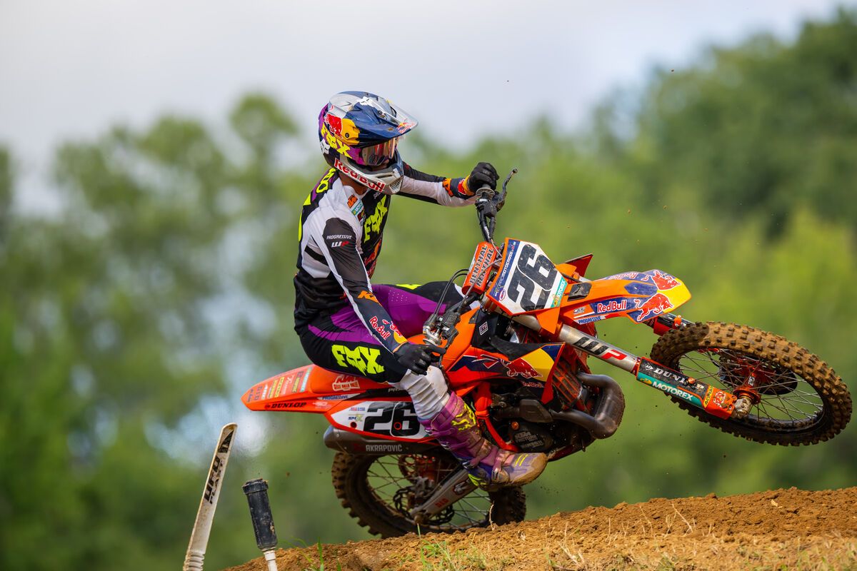 Prado and Davies Claim Pole Position at Ironman in AMA Pro Motocross