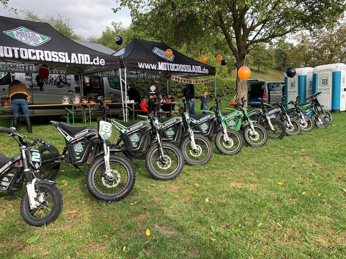 Motocross Land Makes Getting Started in Motocross Accessible for All Ages