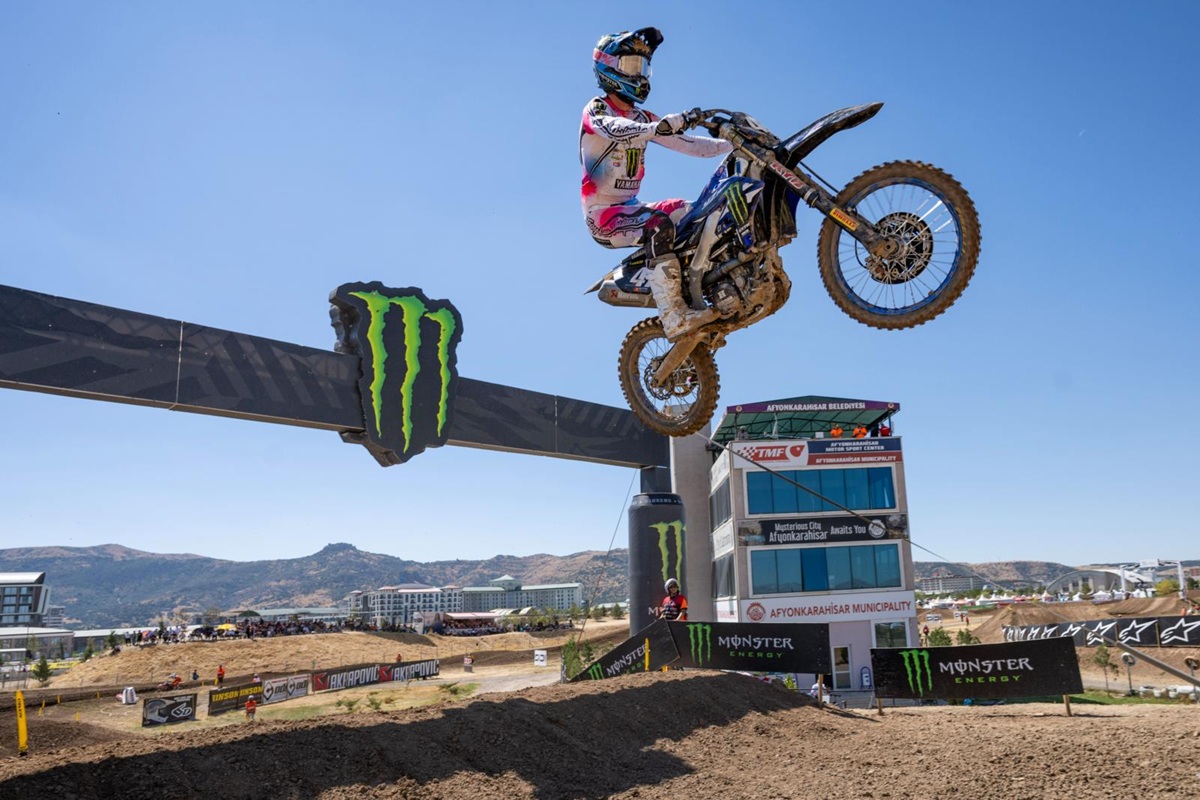 Karlis Reisulis Fights His Way to Eighth Place at MXGP of Turkey
