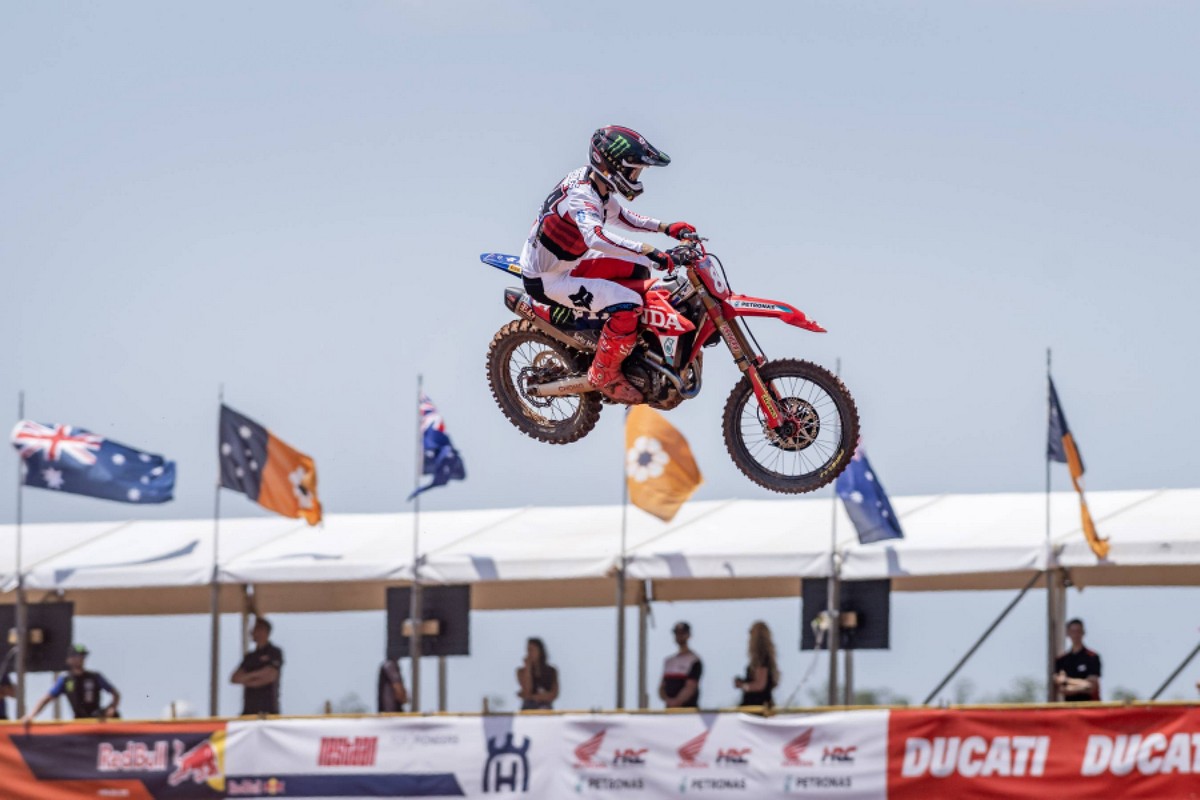 Jeffrey Herlings Wins Fastcross in Italy