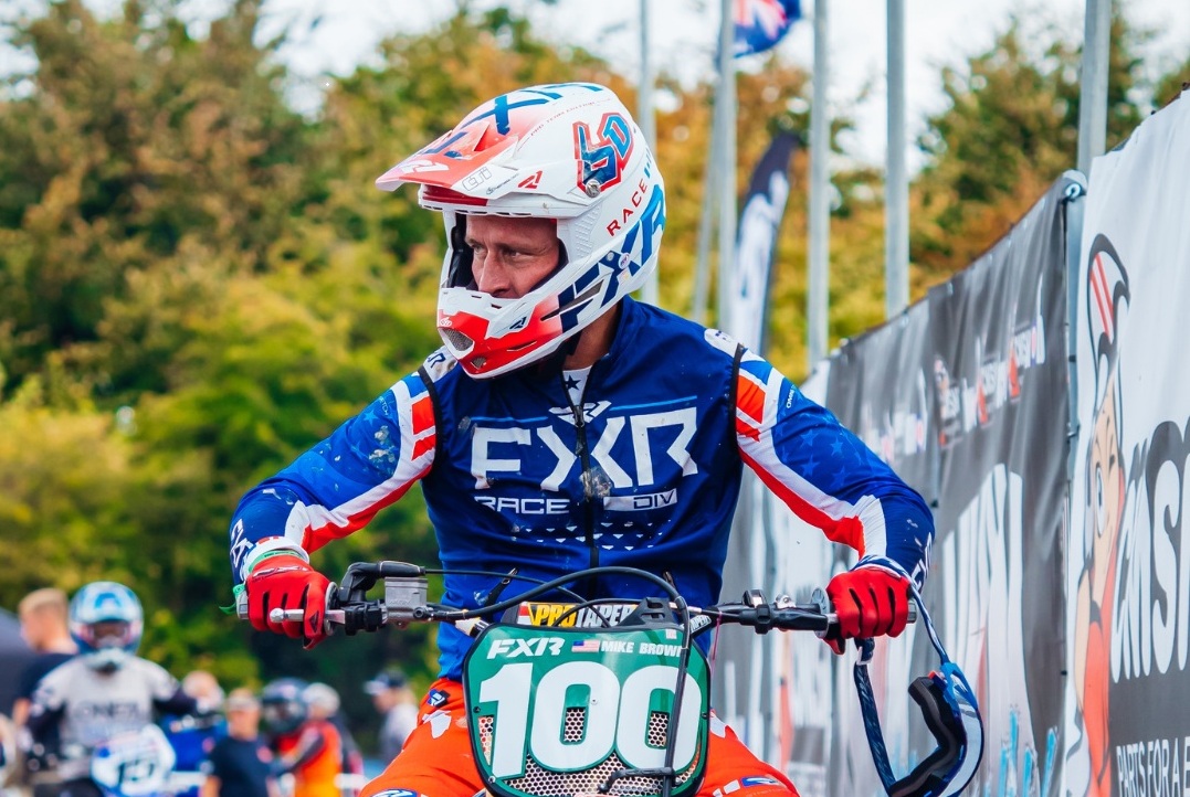 Farleigh LEGEND Mike Brown flying to FCVMX to see fans
