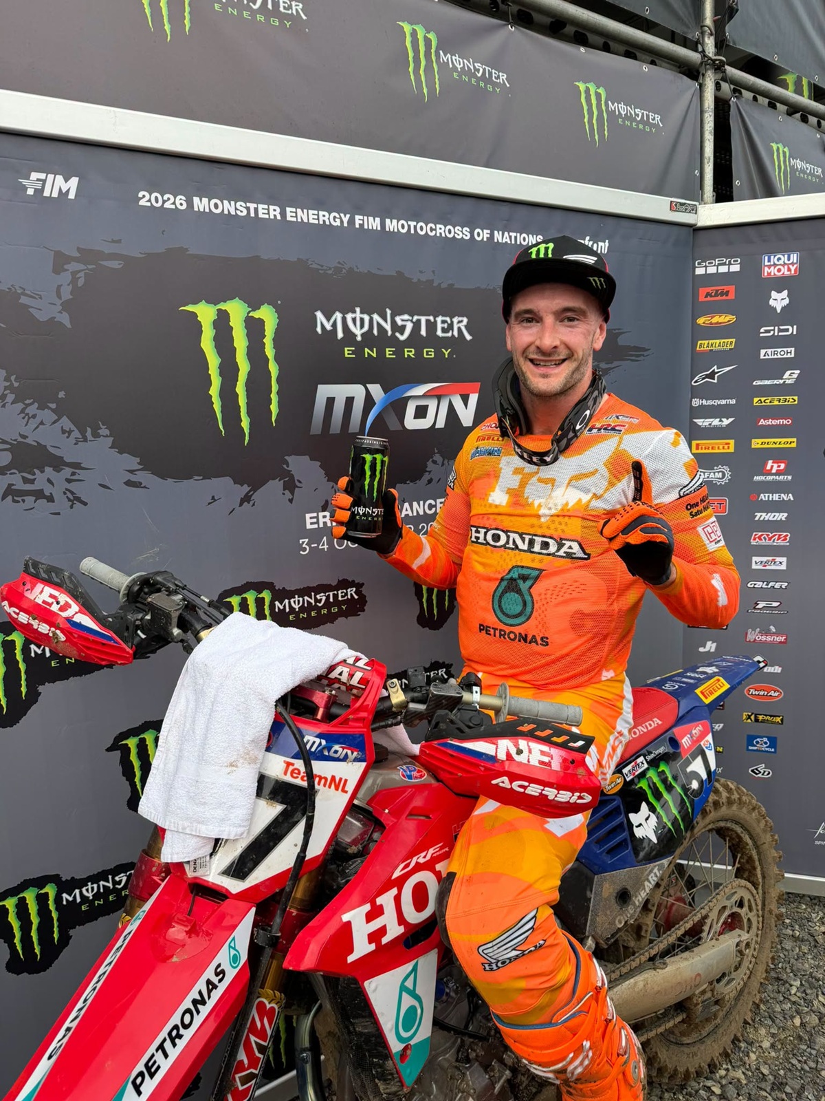 Jeffrey Herlings wins Open class qualifying heat at Motocross of Nations