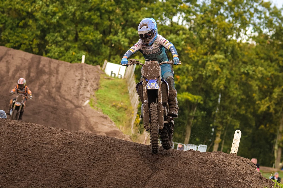 Torre van Mechgelen fights his way back to ninth place in Valkenswaard