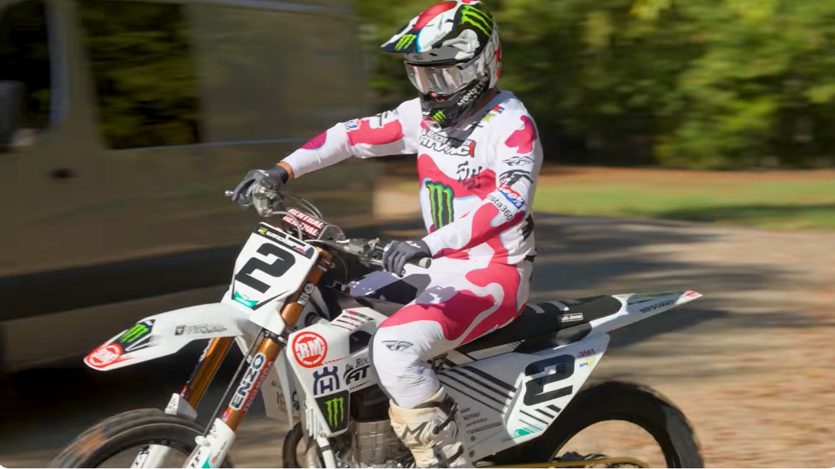 VIDEO: Cooper Webb hits the supercross track for the first time on his Husqvarna