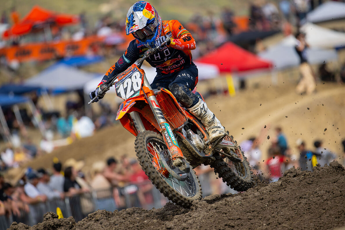 Four-rider Red Bull KTM Factory Racing line-up set for 2023 Pro Motocross  season - MX Vice