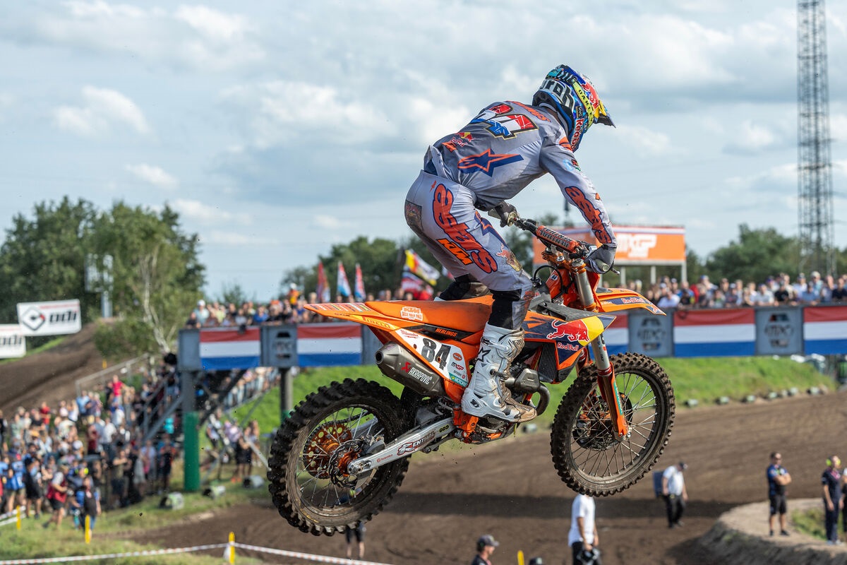 Jeffrey Herlings won de Nederlandse MX-seizoensfinale in Valkenswaard