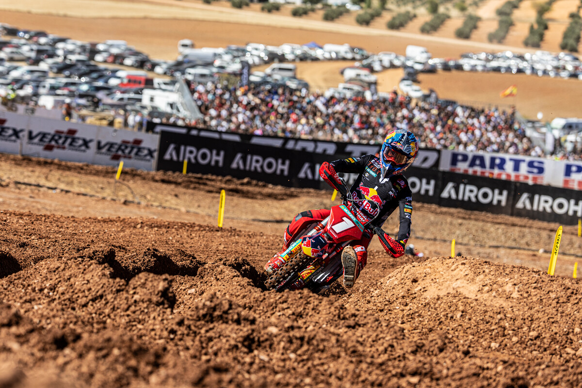 Prado wins important first moto MXGP Spain - MX Vice