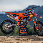 732940_01_Red Bull KTM_Sacha Coenen_De Carli_MXGP_Team Shoot_2026 _1_Photo_Red Bull KTM Factory Racing De Carli IT