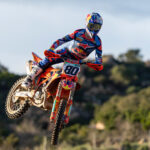 732981_02_Red Bull KTM_MXGP_Adamo_Team Shoot_2026 _13_Photo_Red Bull KTM Factory Racing AT