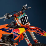 733051_04_Red Bull KTM_MXGP_Adamo_Team Shoot_2026 _1_Photo_Red Bull KTM Factory Racing AT