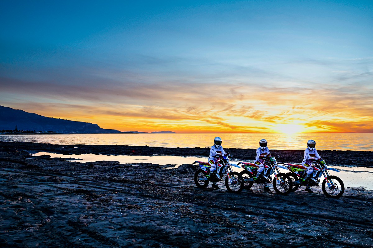 PHOTO GALLERY: Fantic Factory Racing MXGP and Enduro Teams Unveil Special Look